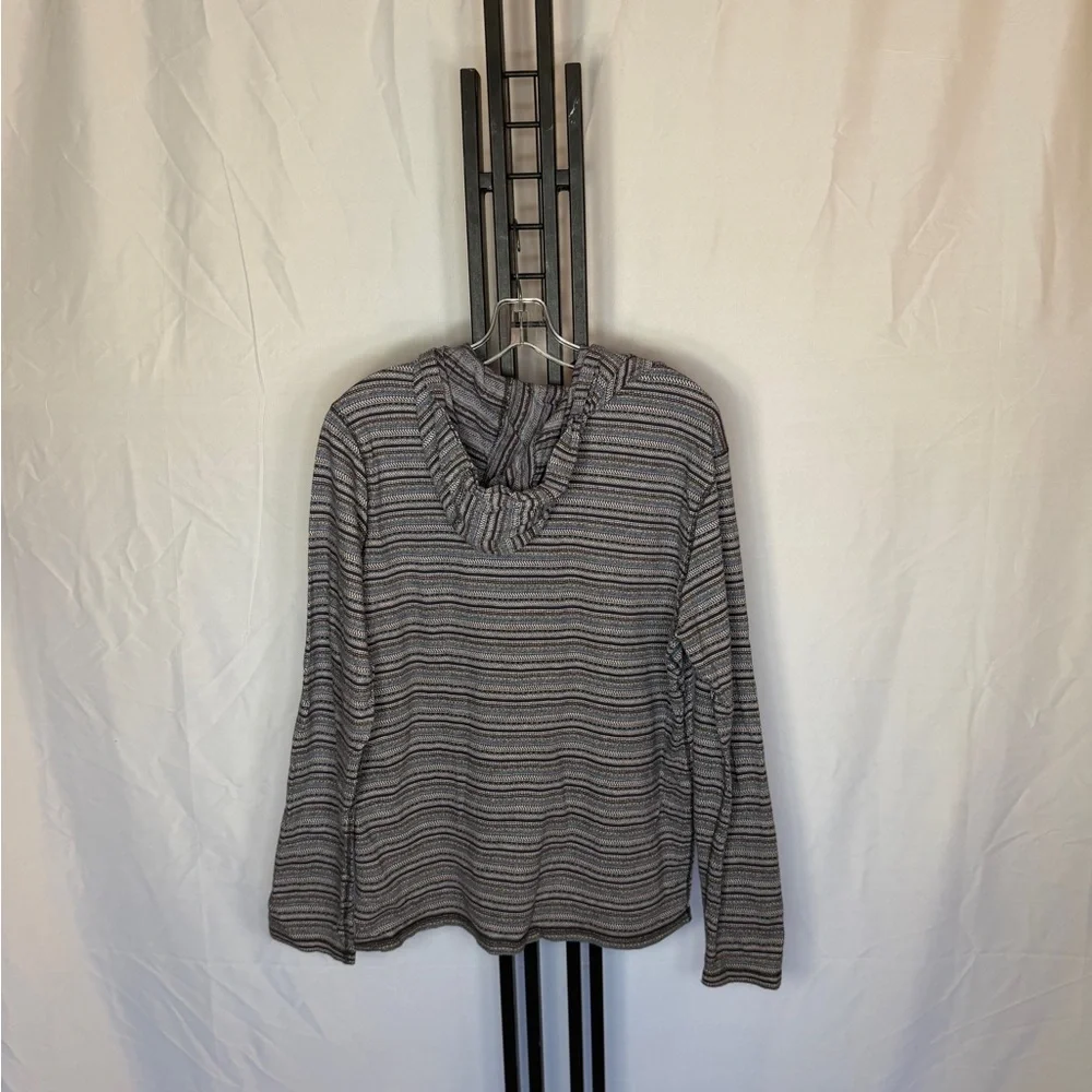 Prana Gray Striped‎ Long Sleeve Tee